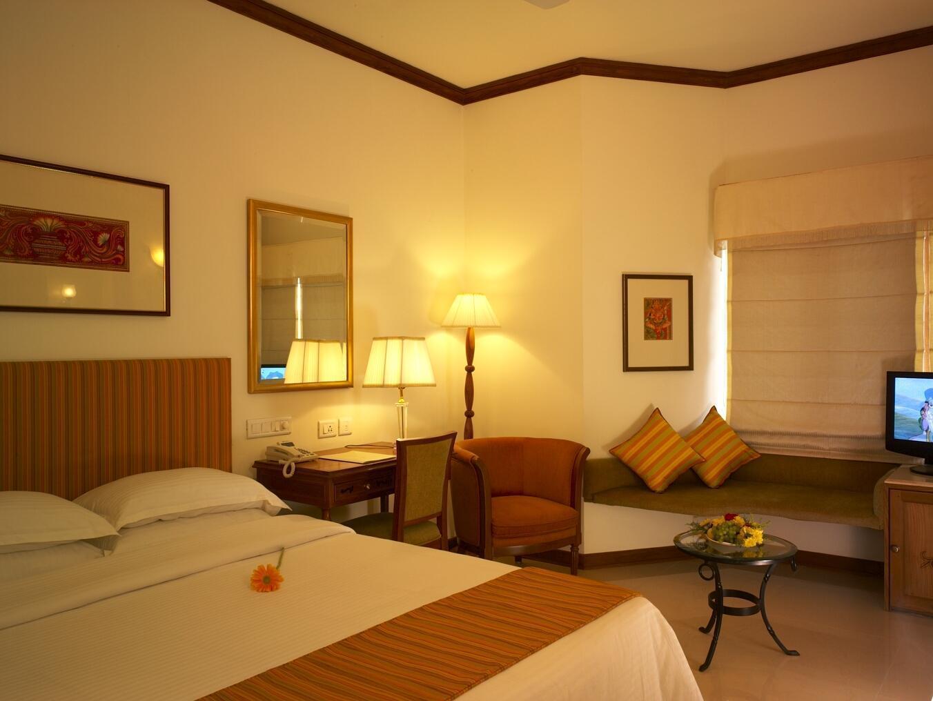 Nani Hotel Kollam Ngoại thất bức ảnh