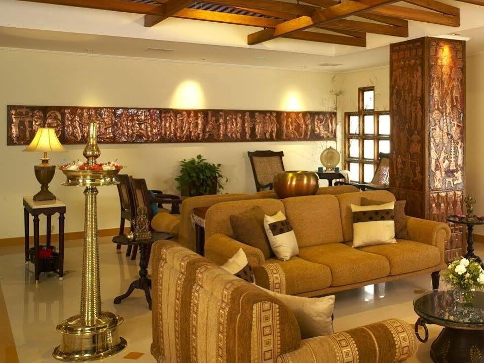 Nani Hotel Kollam Ngoại thất bức ảnh